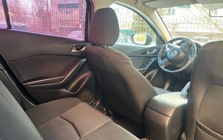 Mazda 3, 2014 год, 1 180 000 рублей, 13 фотография