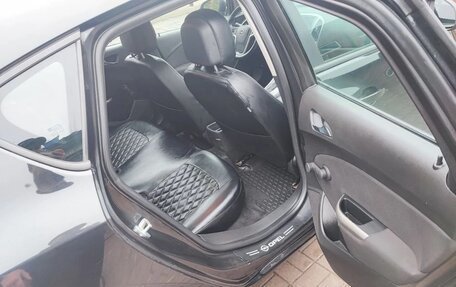 Opel Astra J, 2011 год, 820 000 рублей, 13 фотография