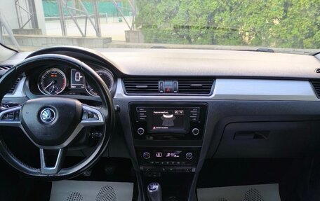 Skoda Rapid I, 2016 год, 1 350 000 рублей, 5 фотография