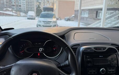 Renault Kaptur I рестайлинг, 2019 год, 1 300 000 рублей, 8 фотография