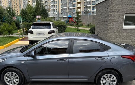 Hyundai Solaris II рестайлинг, 2018 год, 1 450 000 рублей, 5 фотография