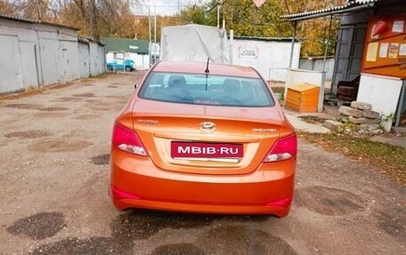 Hyundai Solaris II рестайлинг, 2015 год, 1 050 000 рублей, 5 фотография