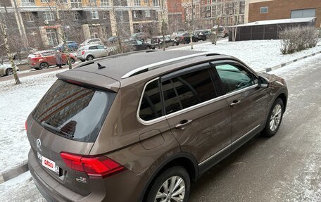 Volkswagen Tiguan II, 2017 год, 1 820 000 рублей, 10 фотография