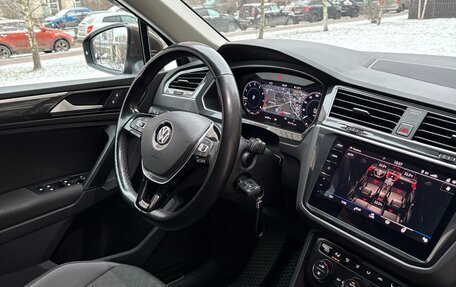 Volkswagen Tiguan II, 2017 год, 1 820 000 рублей, 24 фотография