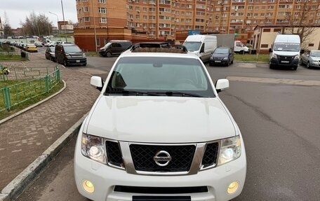 Nissan Pathfinder, 2014 год, 1 675 000 рублей, 2 фотография