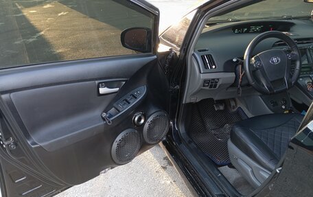 Toyota Prius, 2010 год, 1 500 000 рублей, 6 фотография