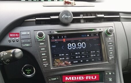 Toyota Prius, 2010 год, 1 500 000 рублей, 13 фотография