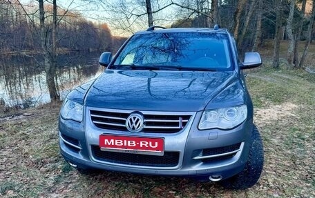Volkswagen Touareg III, 2008 год, 1 800 000 рублей, 1 фотография