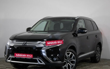Mitsubishi Outlander III рестайлинг 3, 2019 год, 1 799 000 рублей, 1 фотография