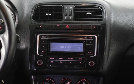 Volkswagen Polo VI (EU Market), 2012 год, 857 000 рублей, 13 фотография