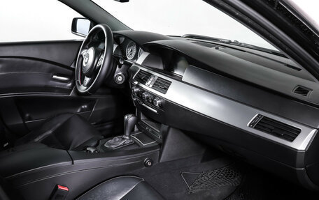 BMW 5 серия, 2004 год, 876 000 рублей, 11 фотография