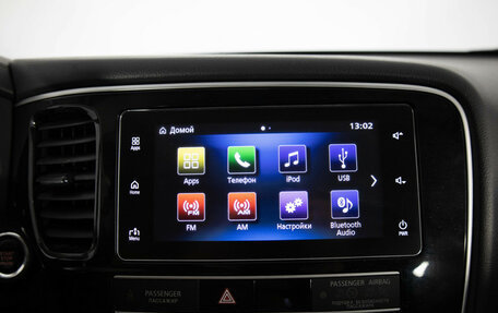 Mitsubishi Outlander III рестайлинг 3, 2019 год, 1 799 000 рублей, 13 фотография