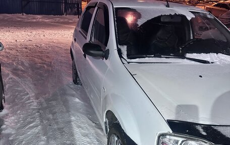 Renault Logan I, 2012 год, 275 000 рублей, 1 фотография