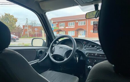 Chevrolet Niva I рестайлинг, 2010 год, 390 000 рублей, 3 фотография