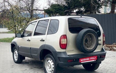 Chevrolet Niva I рестайлинг, 2010 год, 390 000 рублей, 9 фотография
