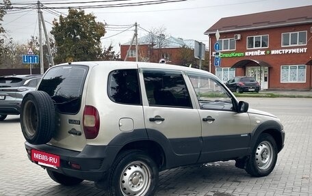 Chevrolet Niva I рестайлинг, 2010 год, 390 000 рублей, 10 фотография