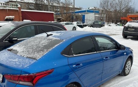 Hyundai Solaris II рестайлинг, 2017 год, 1 250 000 рублей, 2 фотография