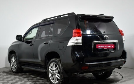 Toyota Land Cruiser Prado 150 рестайлинг 2, 2011 год, 1 950 000 рублей, 7 фотография