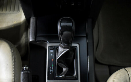 Toyota Land Cruiser Prado 150 рестайлинг 2, 2011 год, 1 950 000 рублей, 10 фотография