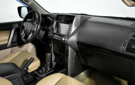 Toyota Land Cruiser Prado 150 рестайлинг 2, 2011 год, 1 950 000 рублей, 14 фотография