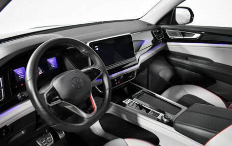 Volkswagen Teramont I, 2023 год, 4 990 000 рублей, 9 фотография