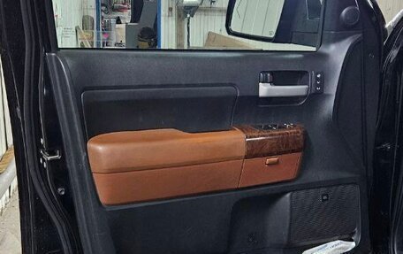 Toyota Tundra II, 2011 год, 3 050 000 рублей, 13 фотография