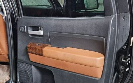 Toyota Tundra II, 2011 год, 3 050 000 рублей, 19 фотография