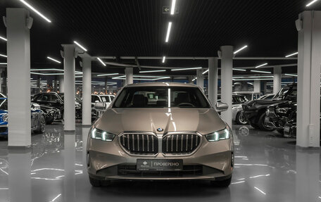 BMW 5 серия, 2024 год, 7 650 000 рублей, 3 фотография