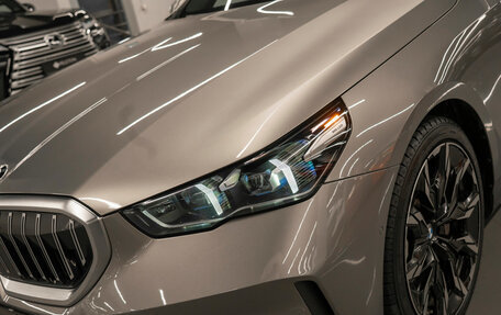 BMW 5 серия, 2024 год, 7 650 000 рублей, 30 фотография