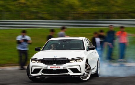 BMW 3 серия, 2019 год, 4 180 000 рублей, 13 фотография