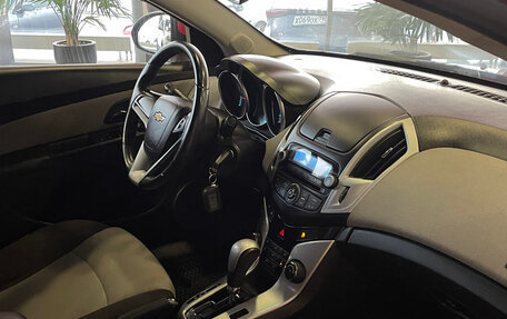 Chevrolet Cruze II, 2013 год, 645 000 рублей, 13 фотография