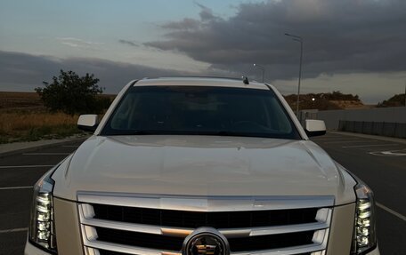 Cadillac Escalade IV, 2014 год, 3 899 000 рублей, 4 фотография