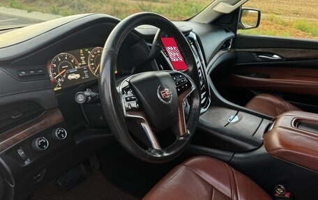 Cadillac Escalade IV, 2014 год, 3 899 000 рублей, 18 фотография