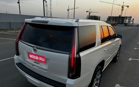 Cadillac Escalade IV, 2014 год, 3 899 000 рублей, 14 фотография