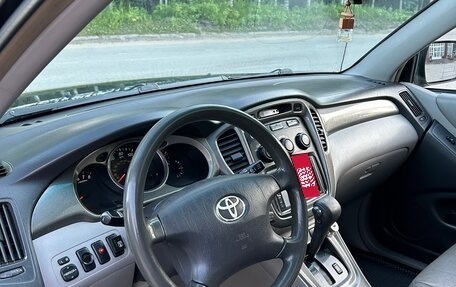 Toyota Highlander III, 2002 год, 850 000 рублей, 8 фотография