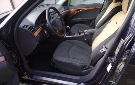 Mercedes-Benz E-Класс, 2004 год, 740 000 рублей, 21 фотография