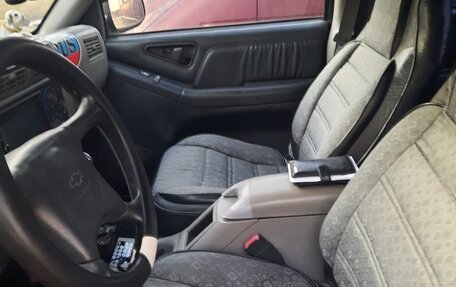 Chevrolet Blazer II рестайлинг, 1997 год, 250 000 рублей, 5 фотография