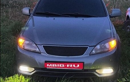 Daewoo Gentra II, 2015 год, 600 000 рублей, 2 фотография