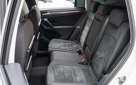 Volkswagen Tiguan II, 2017 год, 1 940 000 рублей, 9 фотография