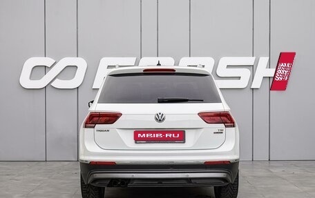 Volkswagen Tiguan II, 2017 год, 1 940 000 рублей, 4 фотография