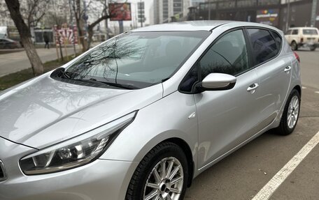 KIA cee'd III, 2014 год, 1 070 000 рублей, 2 фотография