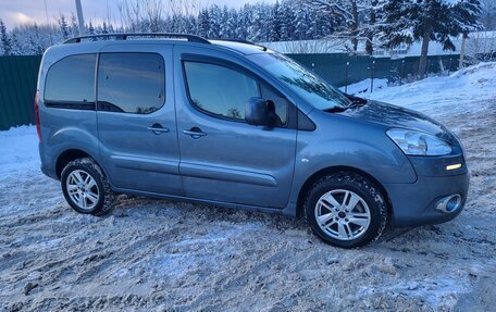 Peugeot Partner II рестайлинг 2, 2013 год, 870 000 рублей, 3 фотография