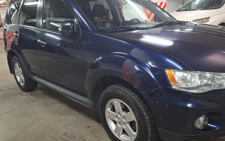 Mitsubishi Outlander III рестайлинг 3, 2011 год, 1 150 000 рублей, 5 фотография