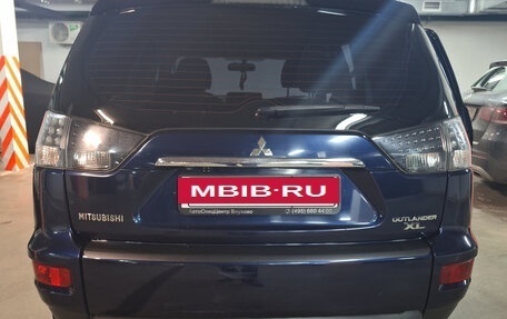 Mitsubishi Outlander III рестайлинг 3, 2011 год, 1 150 000 рублей, 10 фотография