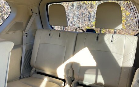 Toyota Land Cruiser Prado 150 рестайлинг 2, 2013 год, 3 950 000 рублей, 14 фотография