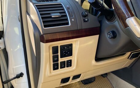 Toyota Land Cruiser Prado 150 рестайлинг 2, 2013 год, 3 950 000 рублей, 9 фотография