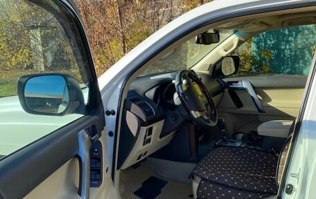 Toyota Land Cruiser Prado 150 рестайлинг 2, 2013 год, 3 950 000 рублей, 6 фотография