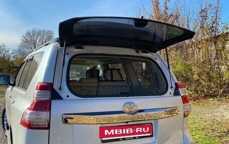 Toyota Land Cruiser Prado 150 рестайлинг 2, 2013 год, 3 950 000 рублей, 18 фотография