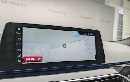 BMW 5 серия, 2018 год, 3 575 000 рублей, 14 фотография