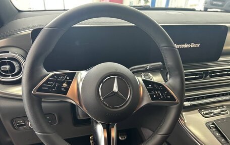 Mercedes-Benz V-Класс, 2025 год, 15 200 000 рублей, 21 фотография